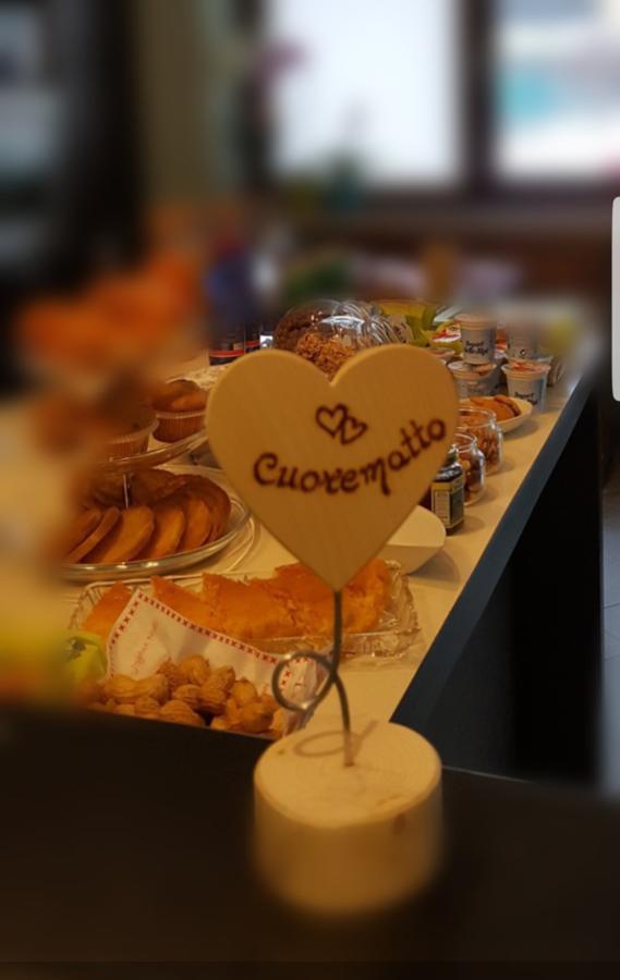 Cuorematto Poggiridenti Eksteriør bilde